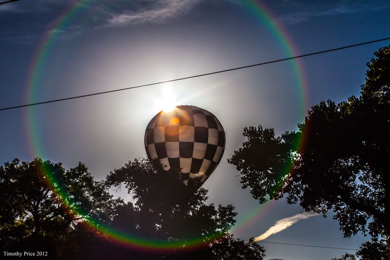 Checkerboard Ballon with Rainbow